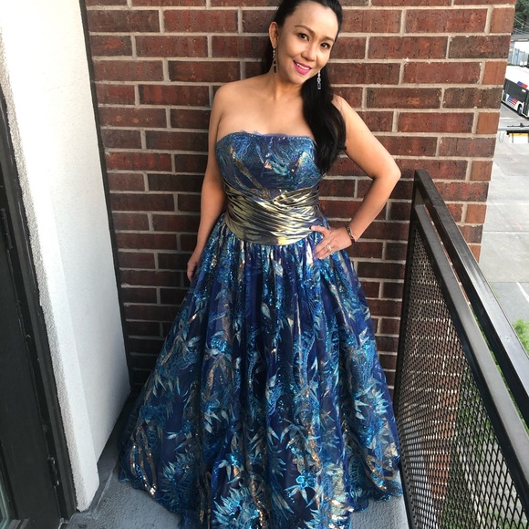 Preloved prom gown blue and gold medium - Picture 3 of 5